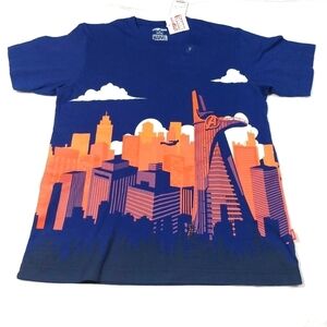 UTGP MARVEL AVENGERS BLUE CITY SCAPE GRAPHIC T-SHIRT SIZE SMALL NEW WITH TAGS